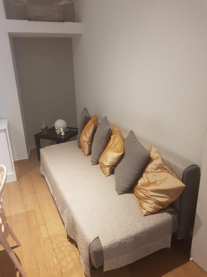 コンヴェルサーノ Rosa'S Houseヴィラ エクステリア 写真