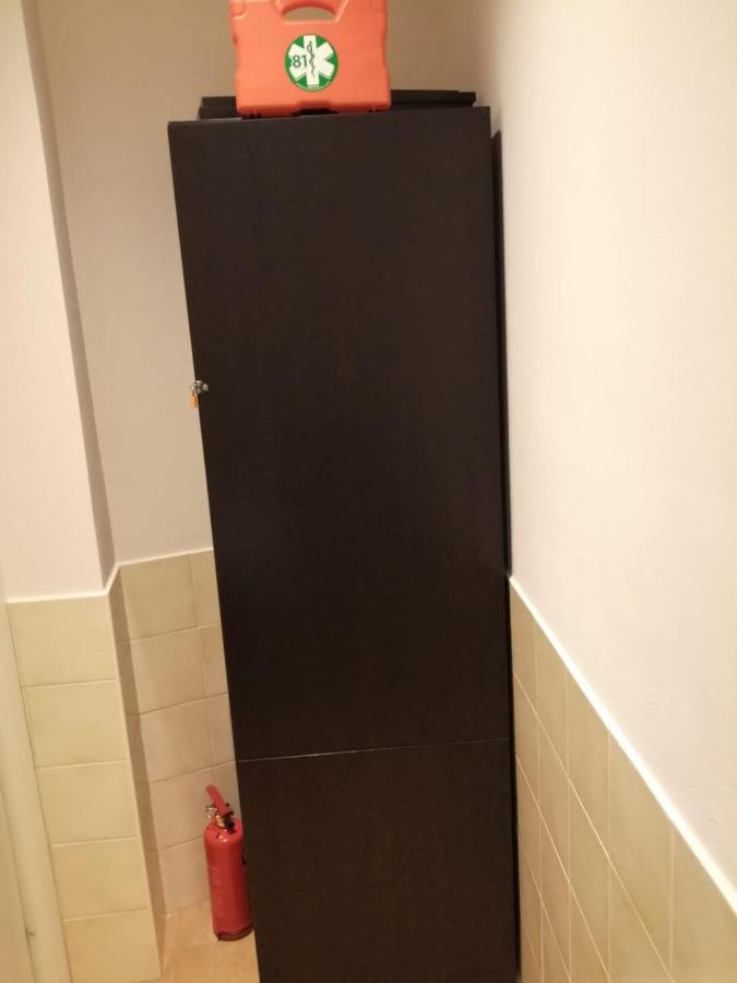 コンヴェルサーノ Rosa'S Houseヴィラ エクステリア 写真